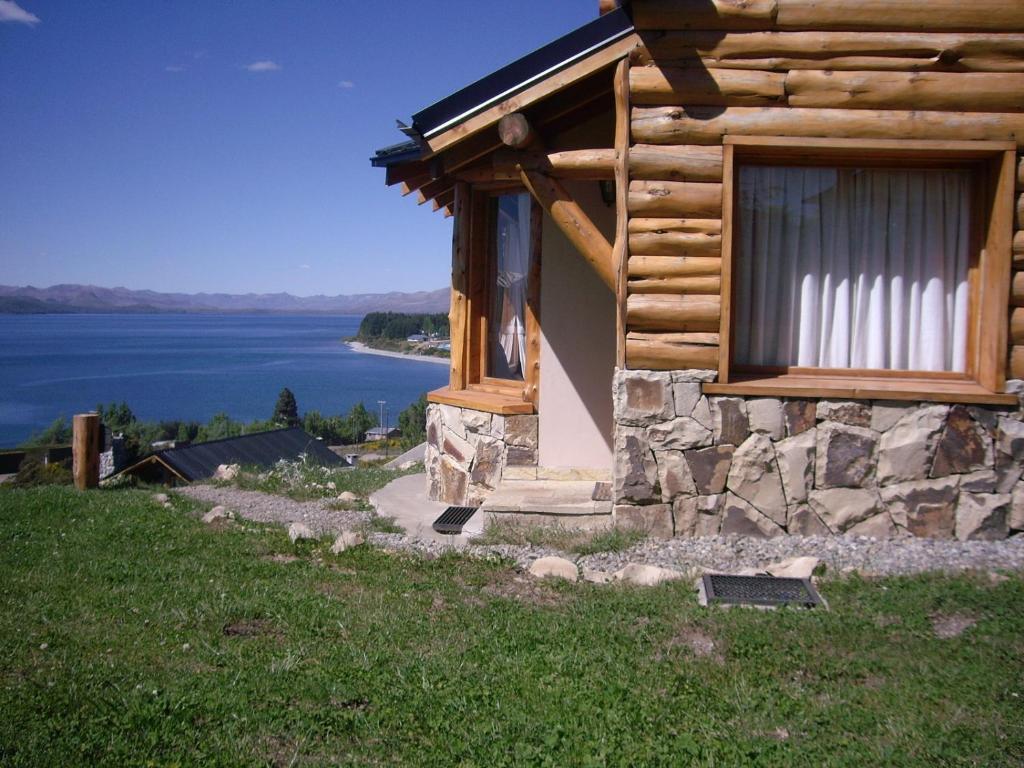 Cabanas Chesa Engadina San Carlos de Bariloche Exterior photo